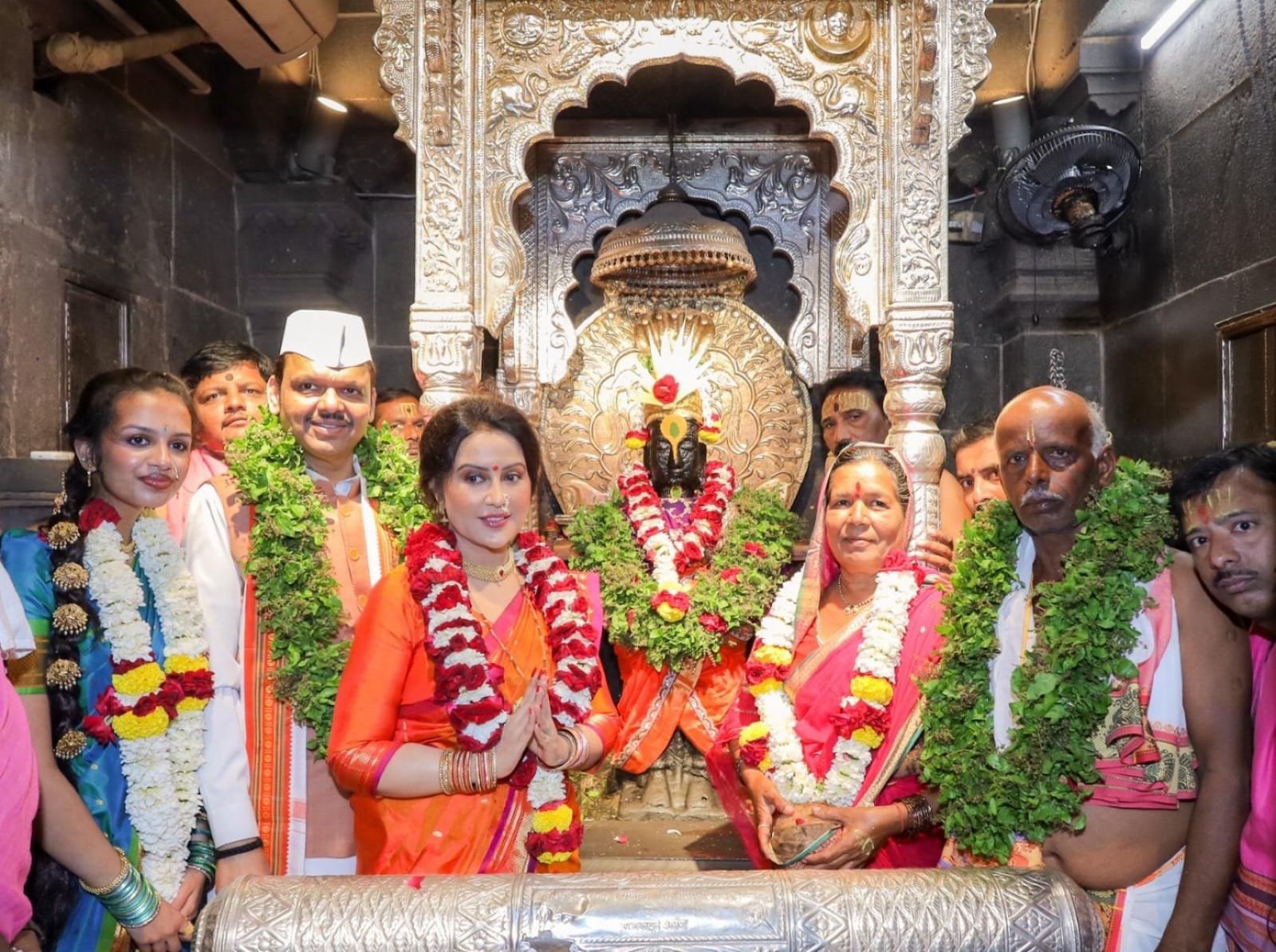 महाराष्ट्रच भलं व्हाव,बळी राजाच भलं व्हाव हेच विठ्ठल चरणी साखड : मुख्यमंत्री देवेंद्र फडणवीस